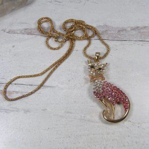 Betsey Johnson Vintage Style Sitting Cat Pink Clear Rhinestone Necklace
